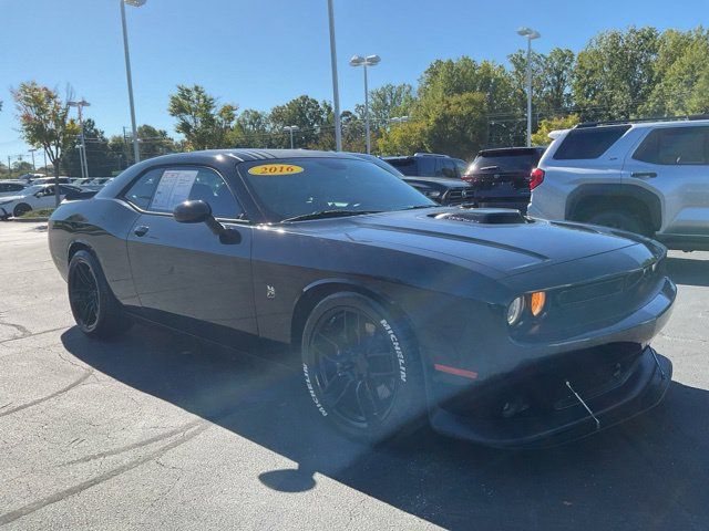 Used 2016 Dodge Challenger R/T Scat Pack RWD image 5