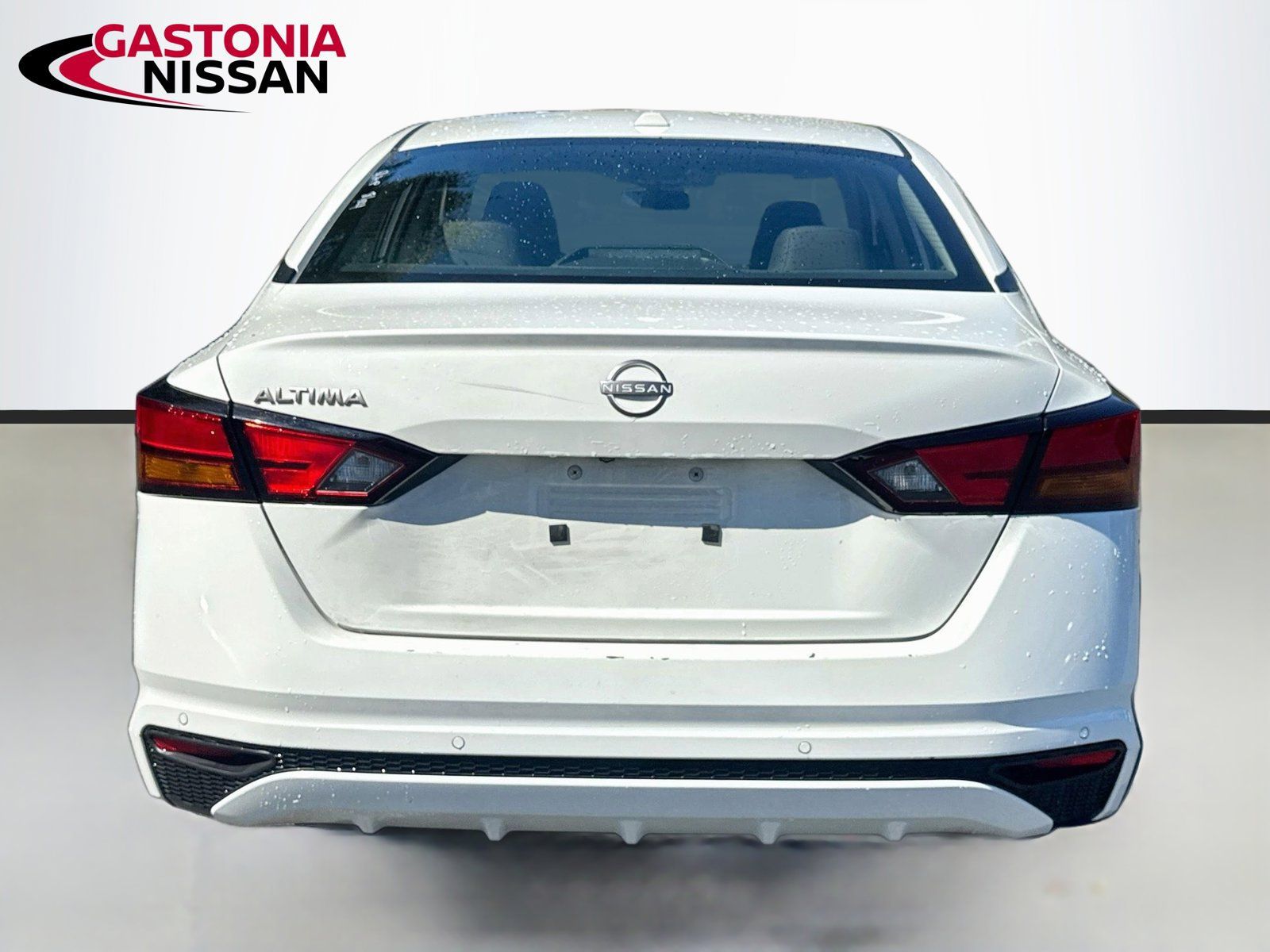 Used 2025 Nissan Altima 2.5 SV FWD image 7