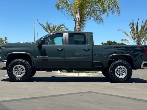 New 2026 Chevrolet Silverado 2500 LT w/ Safety Package AWD/4WD image 7