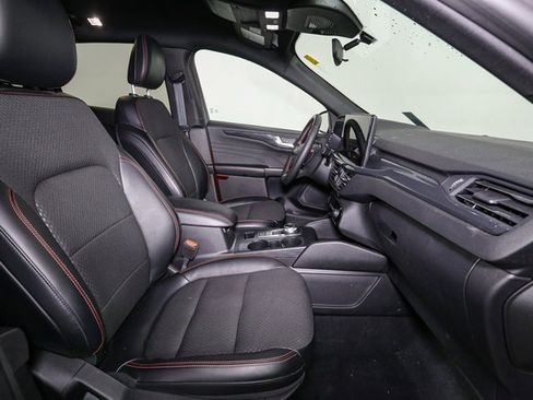 Used 2023 Ford Escape ST-Line w/ Tech Pack #1 image 17