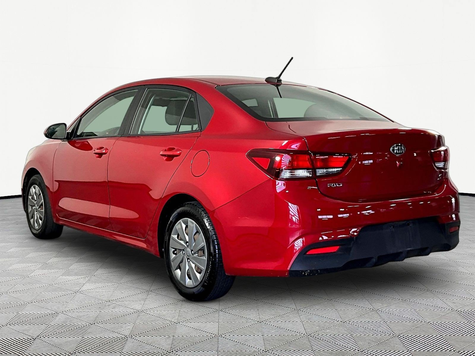 Used 2020 Kia Rio S FWD image 4