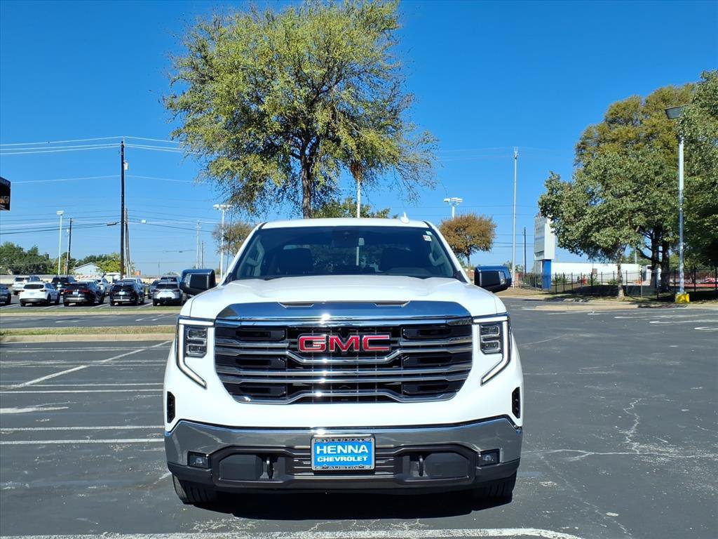 Used 2025 GMC Sierra 1500 SLT RWD image 13