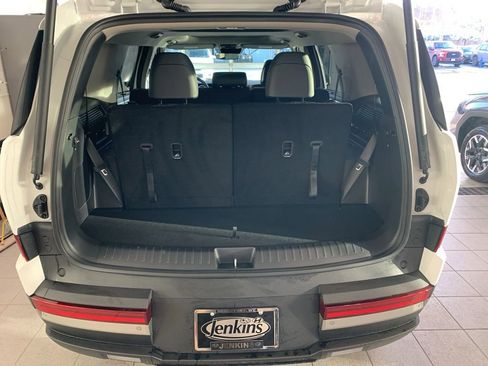 New 2026 Hyundai Santa Fe Limited image 17