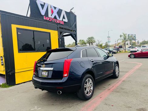 Used 2011 Cadillac SRX Luxury image 7