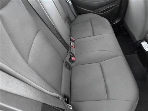 Used 2023 Toyota Corolla LE image 18