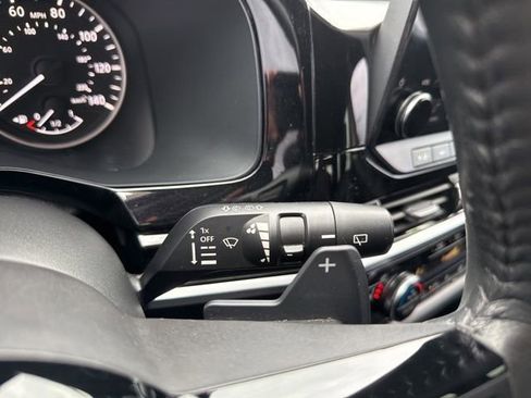 Used 2023 Nissan Pathfinder SL AWD/4WD image 30