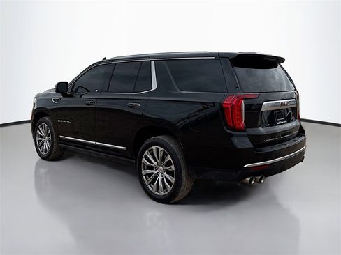 Used 2021 GMC Yukon Denali w/ Denali Premium Package image 5