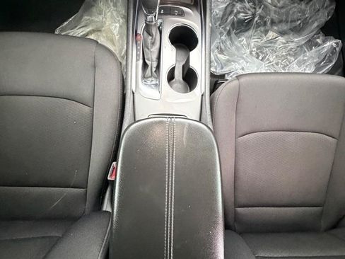 Used 2021 Chevrolet Malibu LT FWD image 20