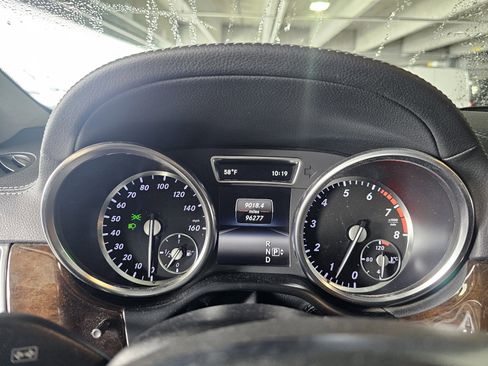 Used 2015 Mercedes-Benz GL 450 4MATIC image 11