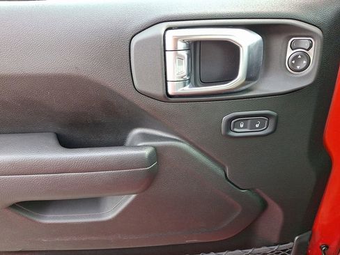 Certified 2025 Jeep Wrangler Unlimited Sport S 4xe image 12