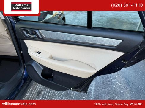 Used 2018 Subaru Outback 2.5i Premium image 14