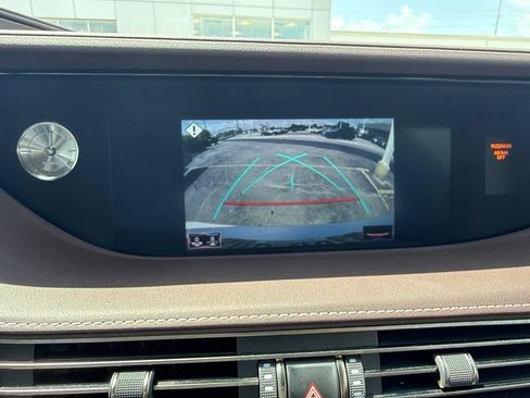 Used 2018 Lexus LS 500 AWD image 25