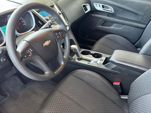 Used 2015 Chevrolet Equinox LS image 4