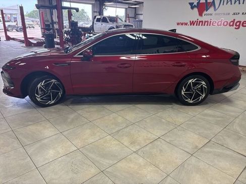 Used 2024 Hyundai Sonata SEL w/ Convenience Package FWD image 13