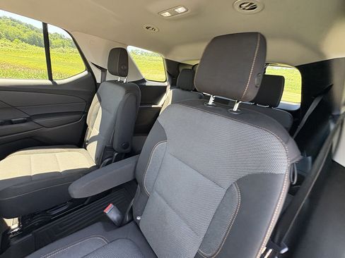 Used 2018 Chevrolet Traverse LT AWD/4WD image 20