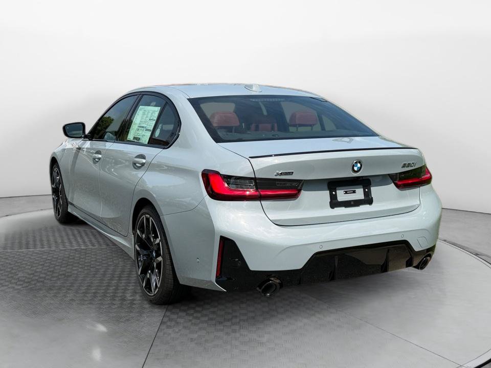 New 2026 BMW 330i xDrive Sedan w/ M Sport Package AWD/4WD image 5