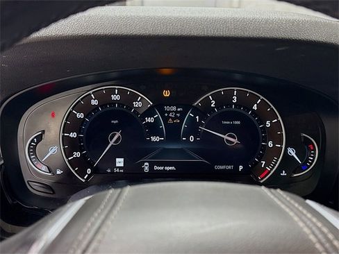 Used 2018 BMW 540i xDrive image 19