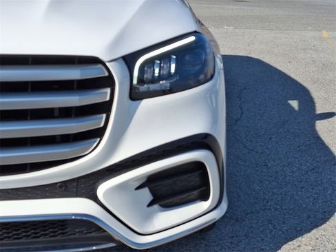 Certified 2024 Mercedes-Benz GLS 450 4MATIC w/ AMG Line Exterior image 9