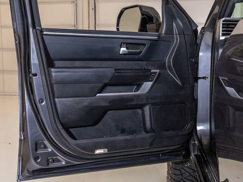 Used 2023 Toyota Tundra Platinum AWD/4WD image 37
