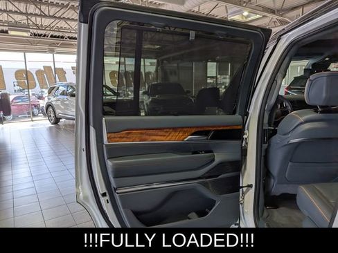 Used 2022 Jeep Grand Wagoneer Series II w/ Premium Group II image 23