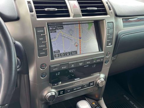 Used 2020 Lexus GX 460 Premium AWD/4WD image 34