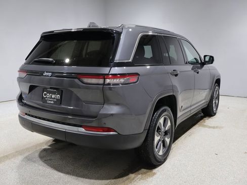 Used 2022 Jeep Grand Cherokee Limited 4xe image 2