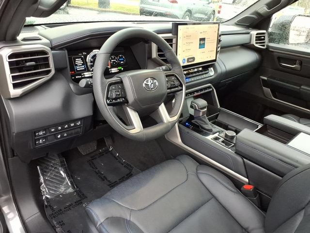 Used 2026 Toyota Sequoia Platinum AWD/4WD image 5