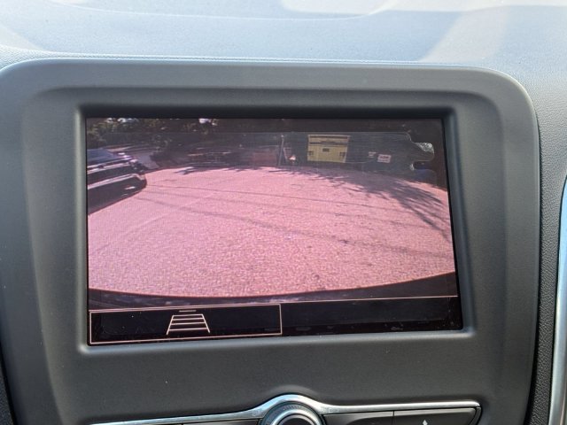 Used 2023 Chevrolet Equinox LS w/ Midnight Edition FWD image 17
