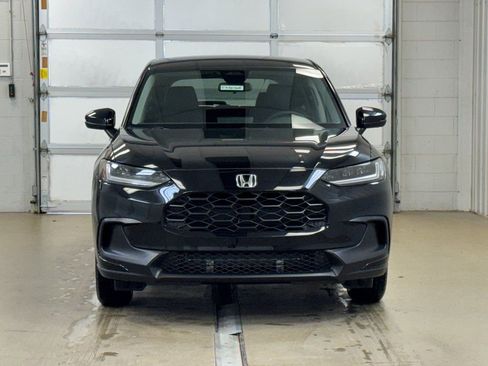 New 2026 Honda HR-V LX image 2