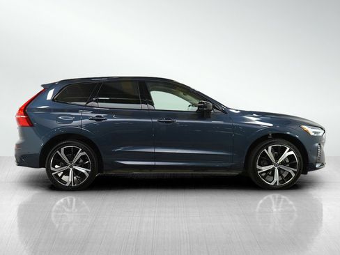 Used 2023 Volvo XC60 B5 Ultimate w/ Climate Package image 6