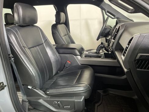 Used 2018 Ford F150 XLT w/ Equipment Group 302A Luxury AWD/4WD image 24