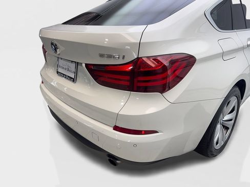 Used 2014 BMW 535i Gran Turismo RWD image 18