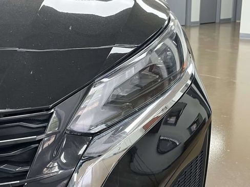 Used 2025 Nissan Altima 2.5 SV FWD image 9