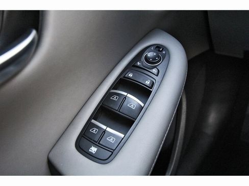 Used 2023 INFINITI QX50 Luxe image 20