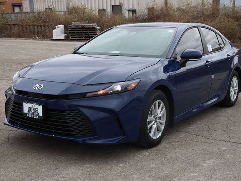 New 2026 Toyota Camry LE FWD image 7