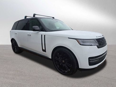 Used 2024 Land Rover Range Rover Long Wheelbase SE image 7
