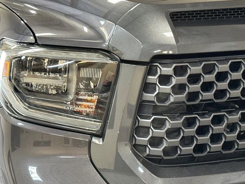 Used 2018 Toyota Tundra SR5 w/ TRD Sport Package image 41