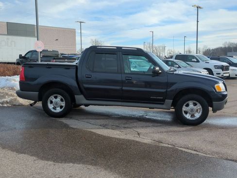 Used 2001 Ford Explorer Sport Trac 4x4 image 9