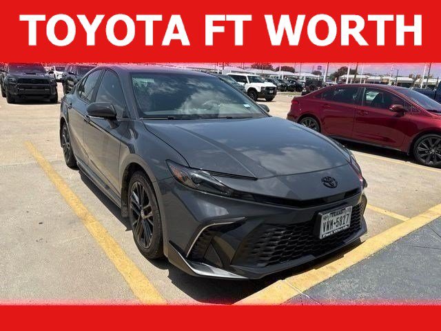 Used 2025 Toyota Camry SE w/ Convenience Package AWD/4WD image 1