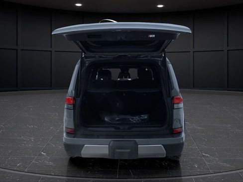 Used 2024 Lexus GX 550 image 17