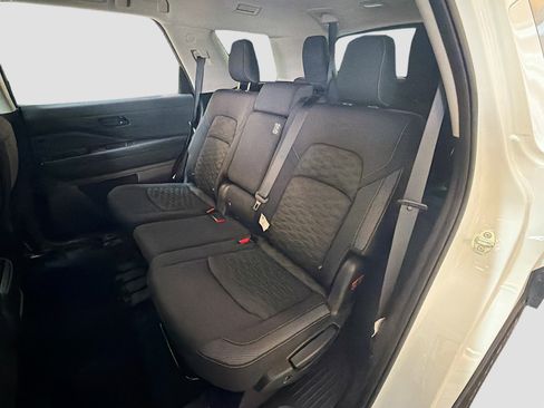 Used 2023 Nissan Pathfinder SV w/ Black Appearance Package image 28