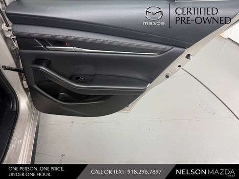 Certified 2025 MAZDA MAZDA3 s FWD image 39