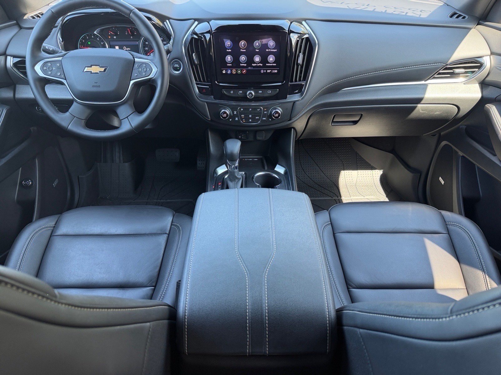 Used 2023 Chevrolet Traverse LT w/ LT Premium Package AWD/4WD image 21