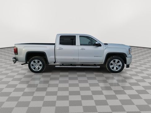 Used 2018 GMC Sierra 1500 SLT image 9