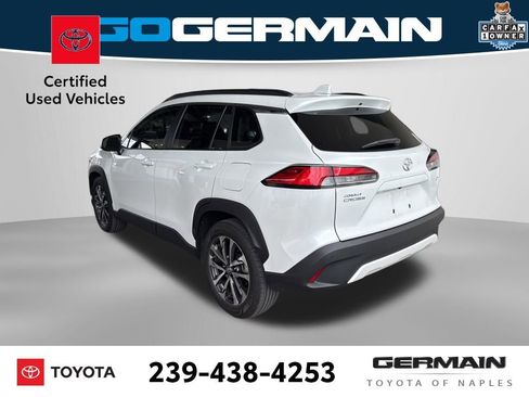 Certified 2023 Toyota Corolla Cross XLE image 4