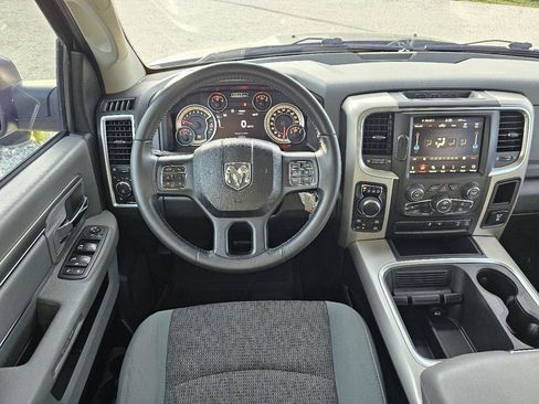 Used 2019 RAM 1500 Big Horn AWD/4WD image 38