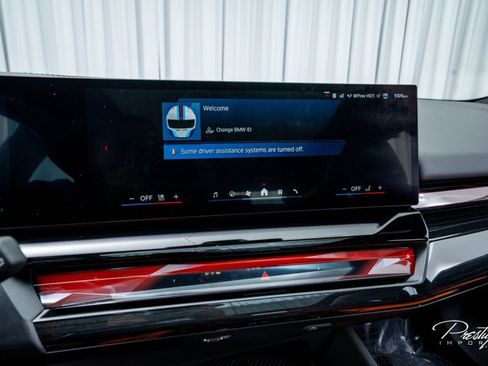 Used 2025 BMW M5 Touring w/ M Driver's Package image 31