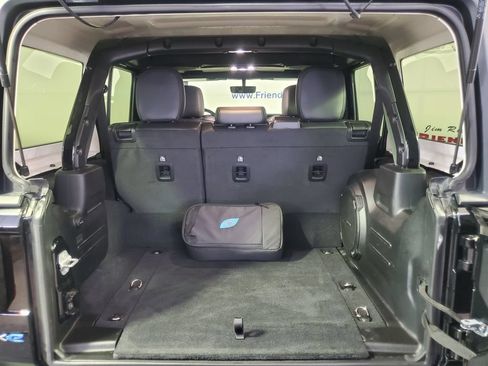 Used 2023 Jeep Wrangler Sport AWD/4WD image 24