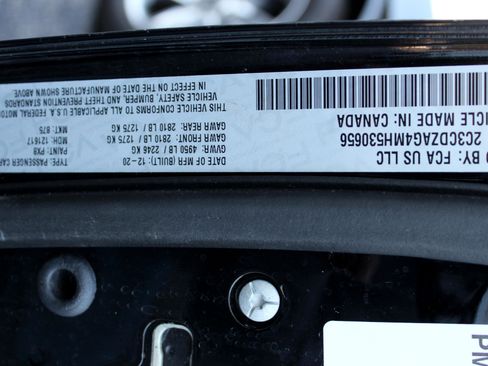 Used 2021 Dodge Challenger SXT image 14