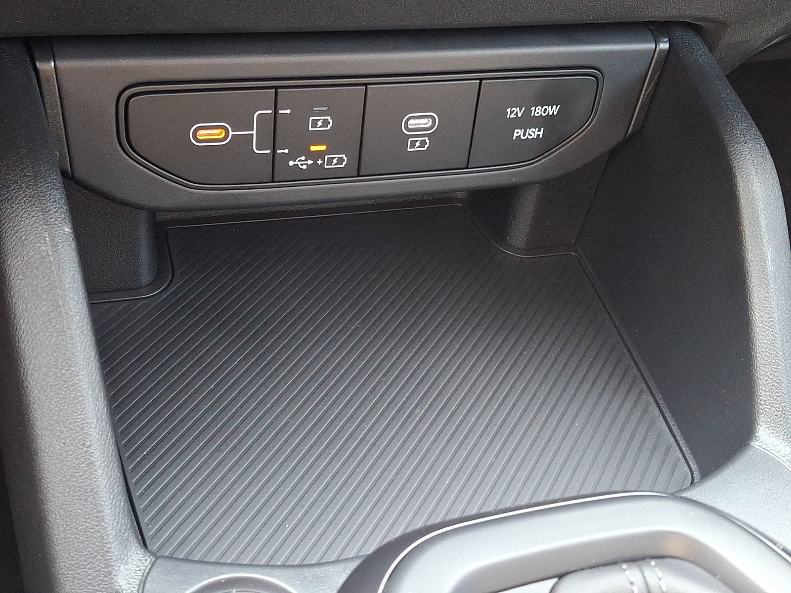 New 2026 Kia K4 FWD image 15